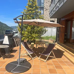 Terraza Con Encanto El Tarter